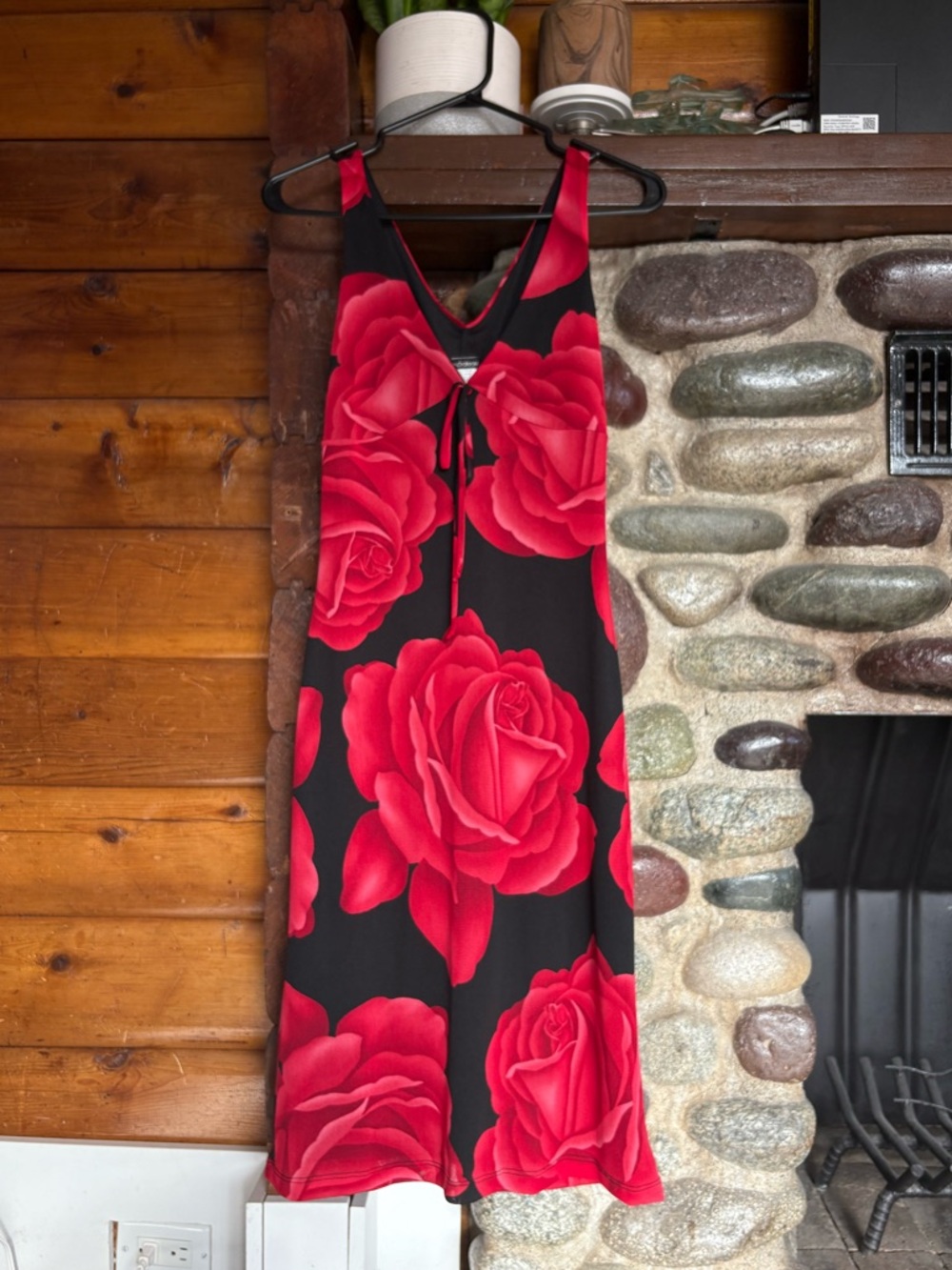 Le Chateau Red Rose Slip Dress - Made in USA - VINTAGE 90s - Rare size medium
